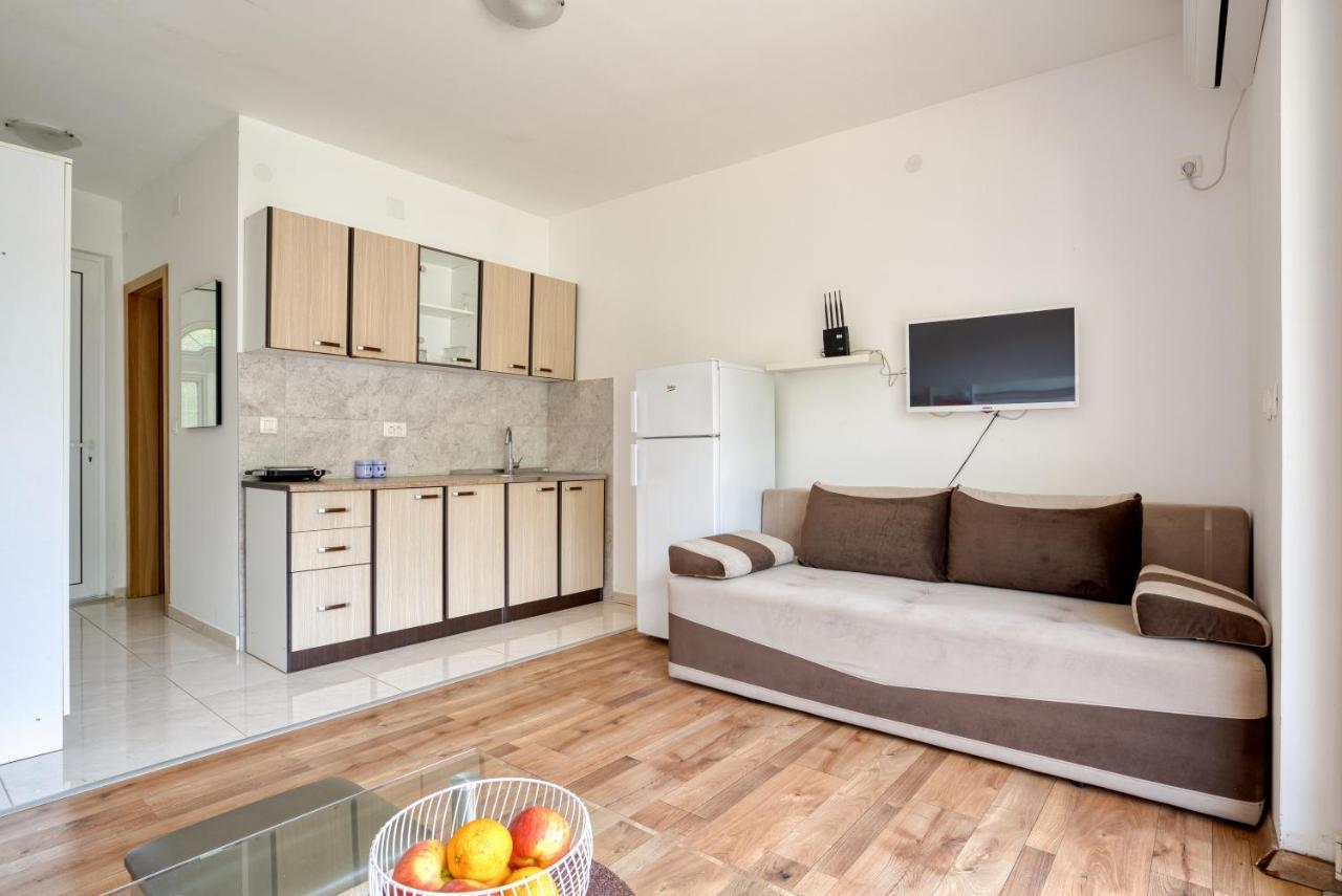 Apartmani Cukic Rafailovici Будва Экстерьер фото